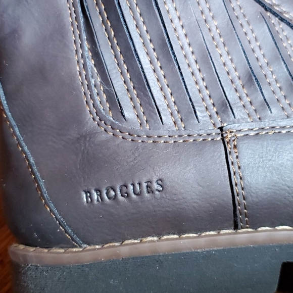 Brogue boots - Picture 2 of 2